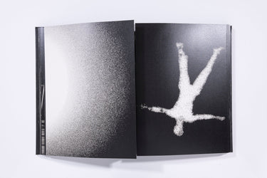 Monument - Trent Parke (1st edition) (9+)