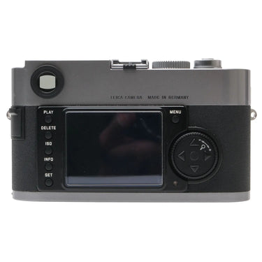 Leica M9 Steel, CCD ID 15, 950 Act, Boxed 3903623
