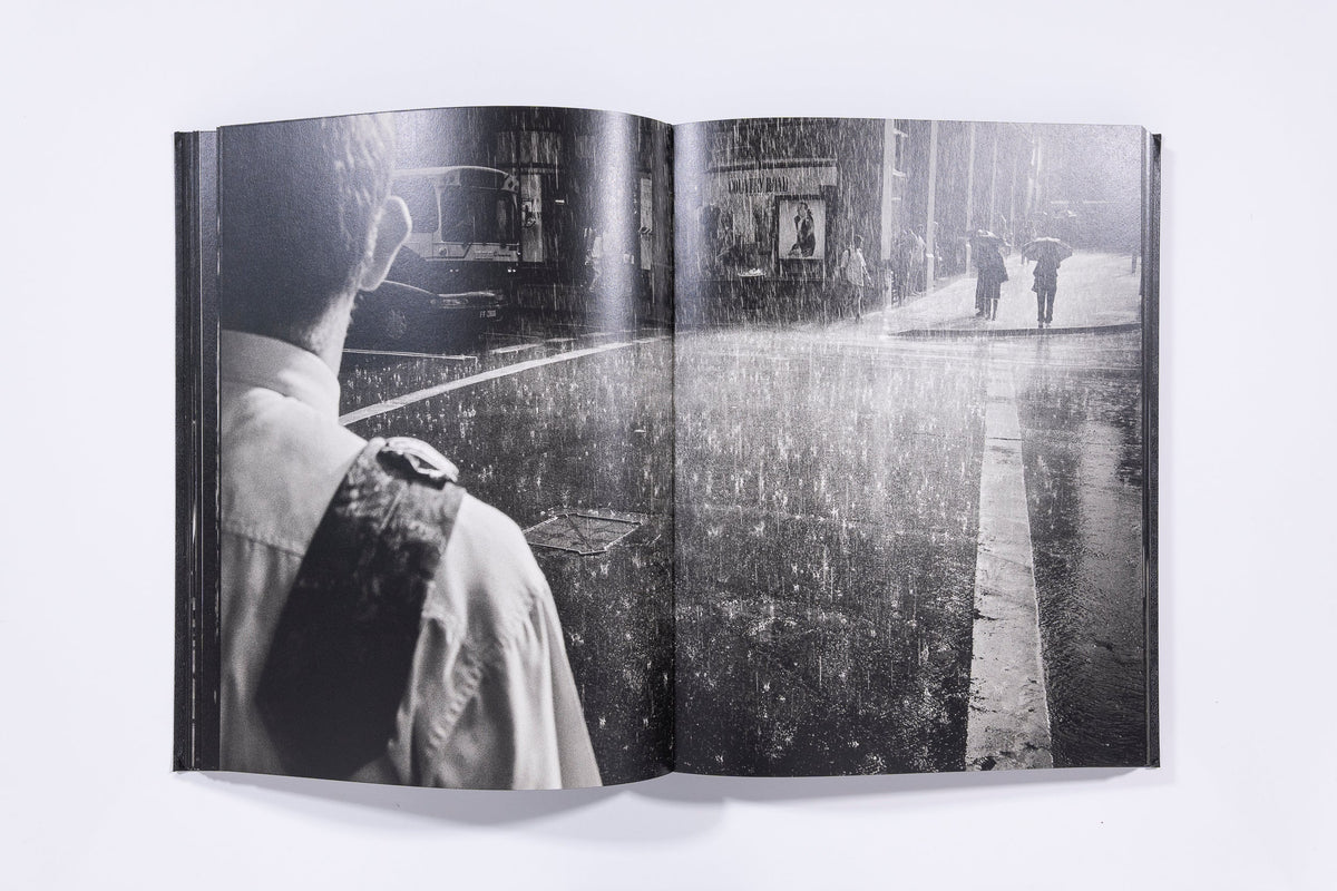 Monument - Trent Parke (1st edition)  (9+)