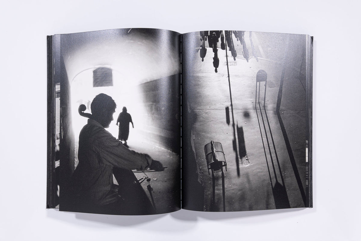 Monument - Trent Parke (1st edition)  (9+)