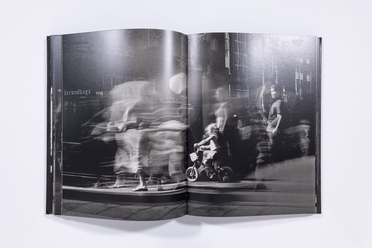 Monument - Trent Parke (1st edition)  (9+)