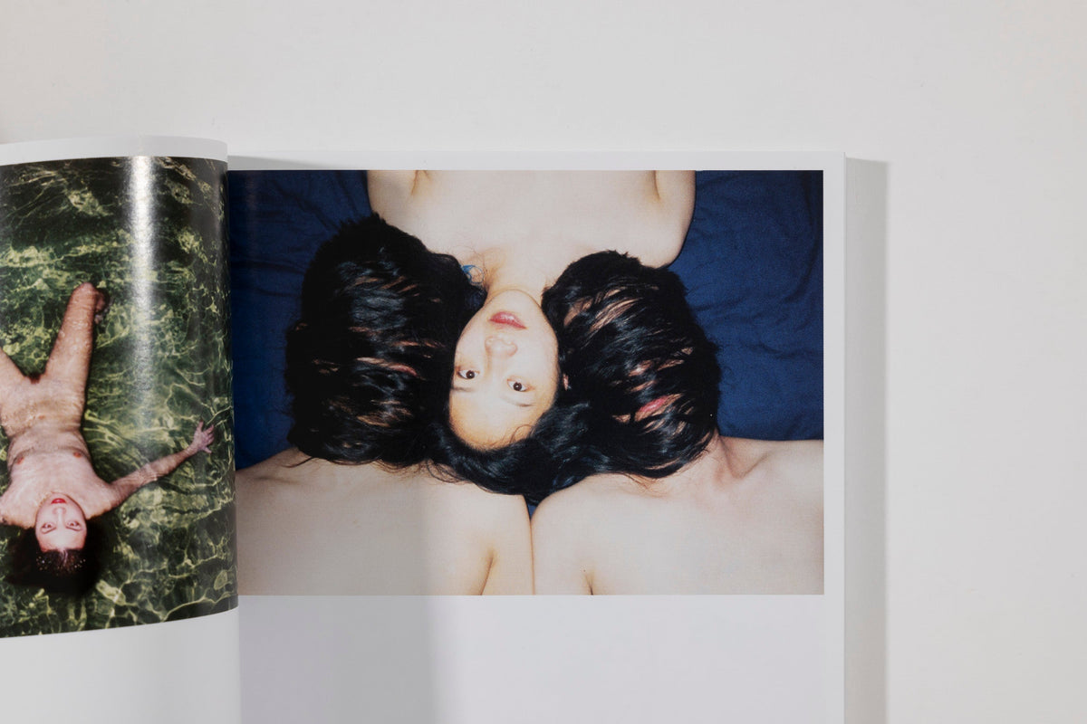 Ren Hang Photography, Physical Borderline (9)