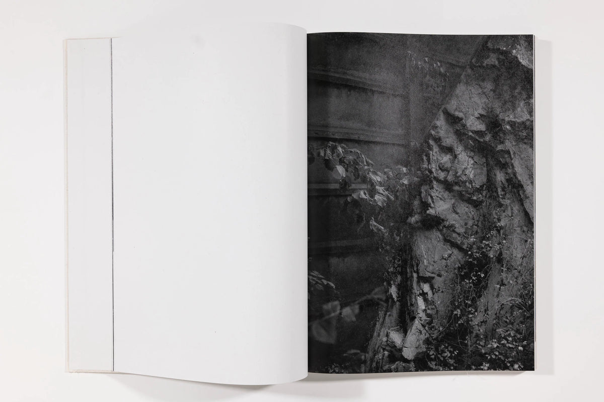 Raymond Meeks, Inhabitants