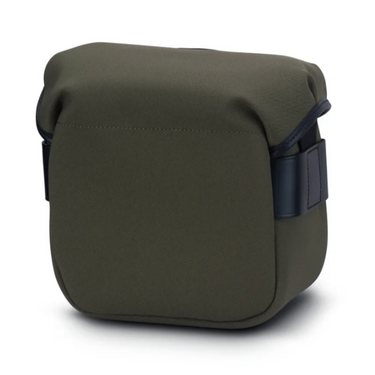 Billingham Hadley Digital Camera Bag - Black Fibrenyte / Black Leather